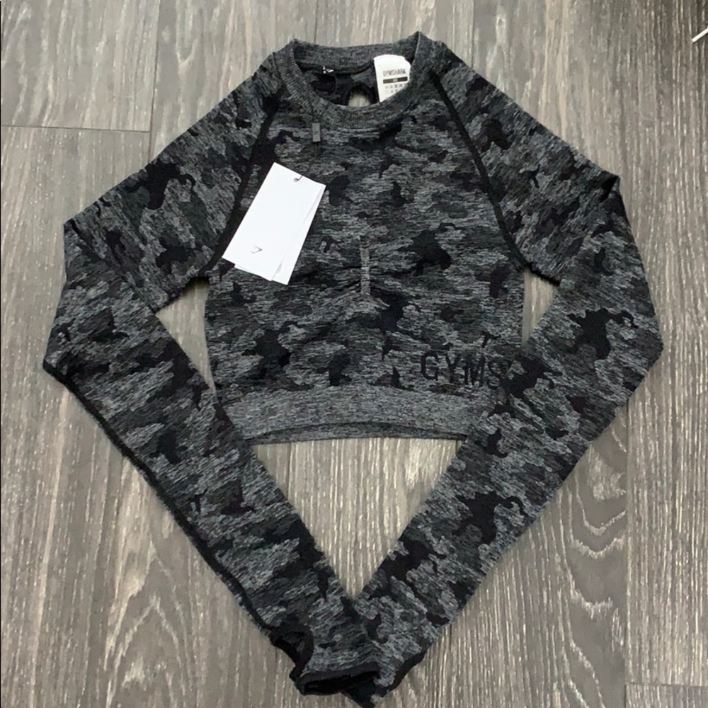 camo gymshark crop top